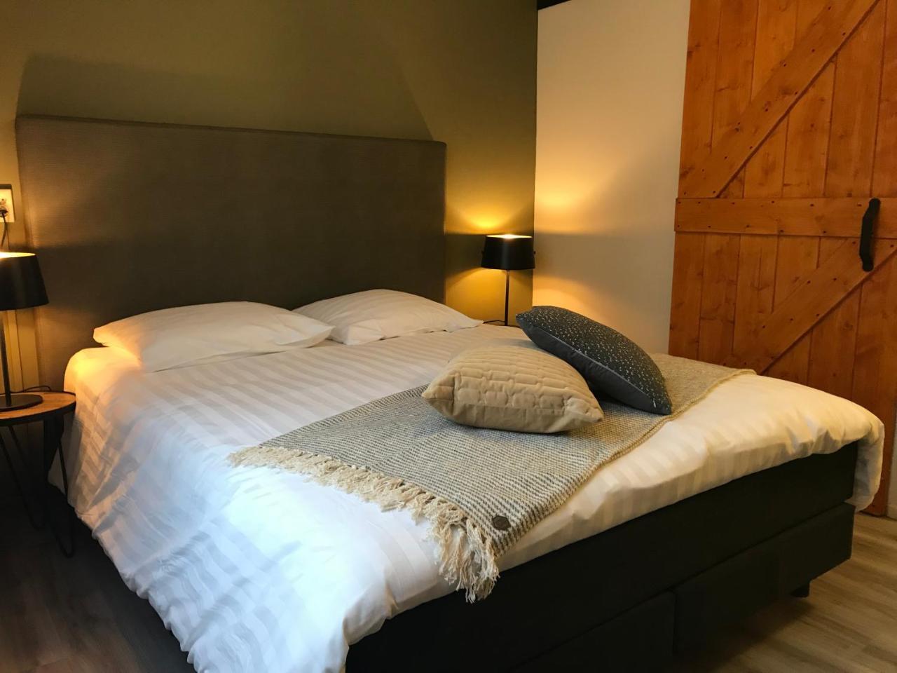 Bed & Breakfast Van Marion Остворне Экстерьер фото